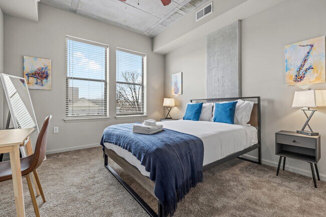 Building Photo - 2312 Elliston Pl