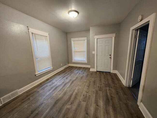 Foto del edificio - 2012 S 36th St