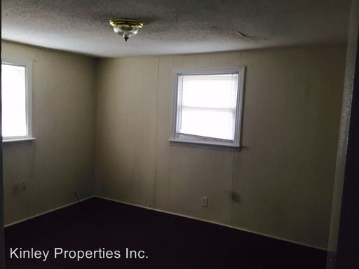 Building Photo - 2630 Capitol Dr