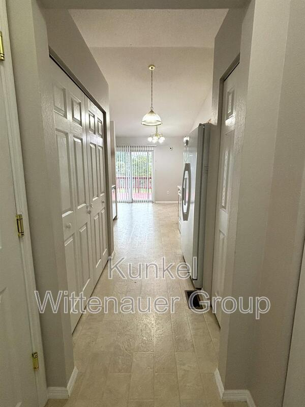 Building Photo - 1514 Peach Orchard Ln