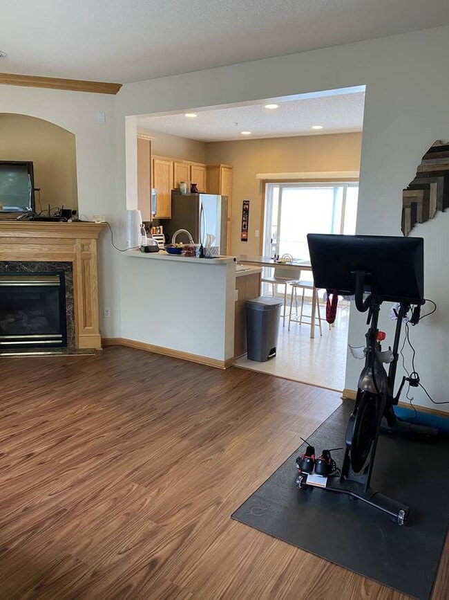 11327 Fergus St NE, Blaine, MN 55449 Townhome Rentals in Blaine MN