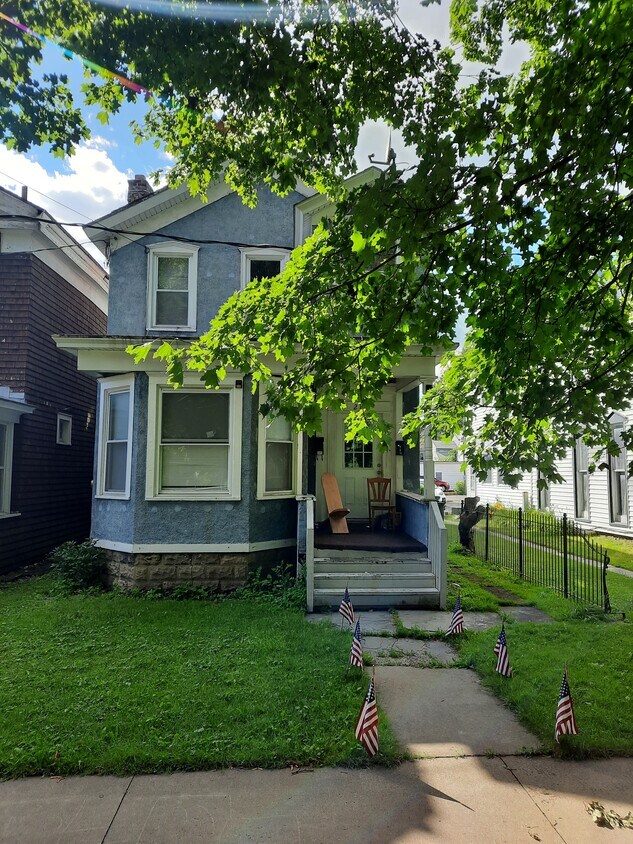 217 N James St Unit Apt2, Rome, NY 13440 Apartments in Rome, NY