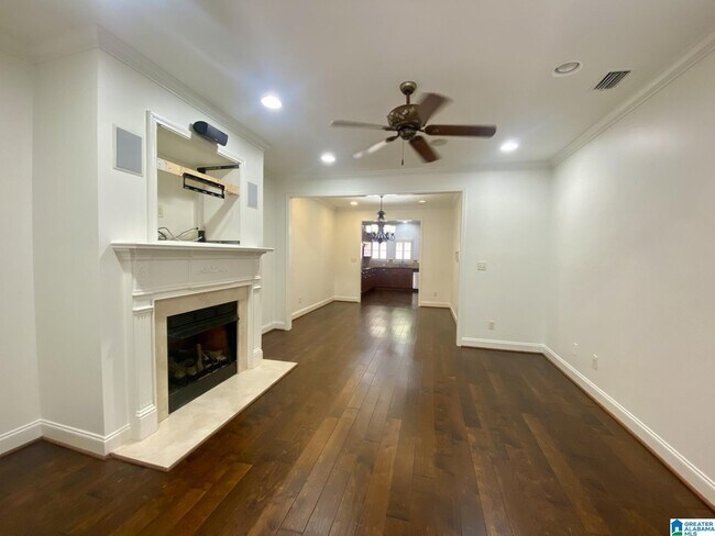 Foto del edificio - 3833 Kinross Pl