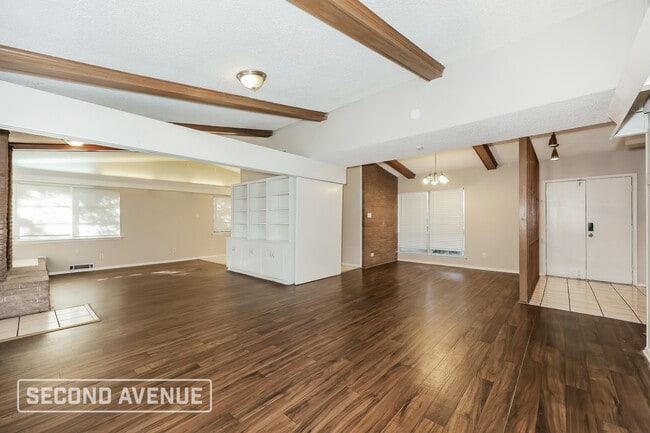 Building Photo - 3347 Navajo Pl