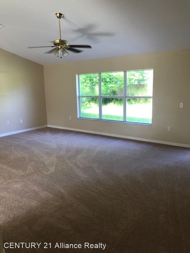 Building Photo - 3 br, 2 bath House - 2041 Escobar Avenue