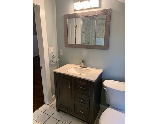 Foto del edificio - 13 Bartlett St