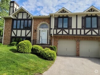Building Photo - 17581 Windsor Pky