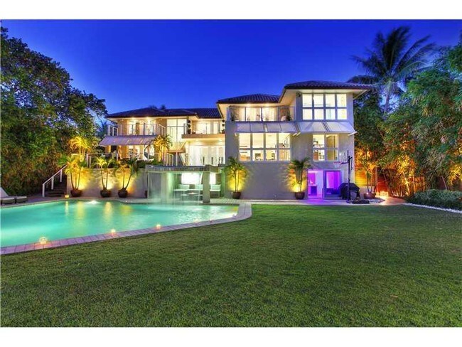 Building Photo - 510 S Mashta Dr