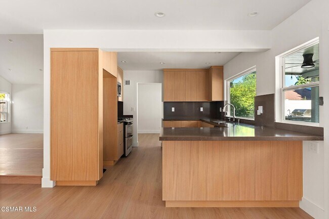 Foto del edificio - 84 Sunny Vista Ave