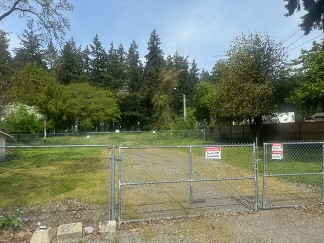 Foto del edificio - 14518 Portland Ave SW
