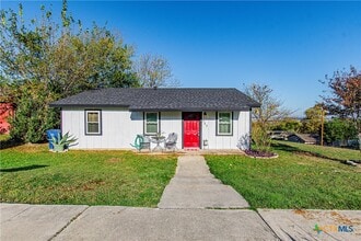 Building Photo - 717 N 19th St
