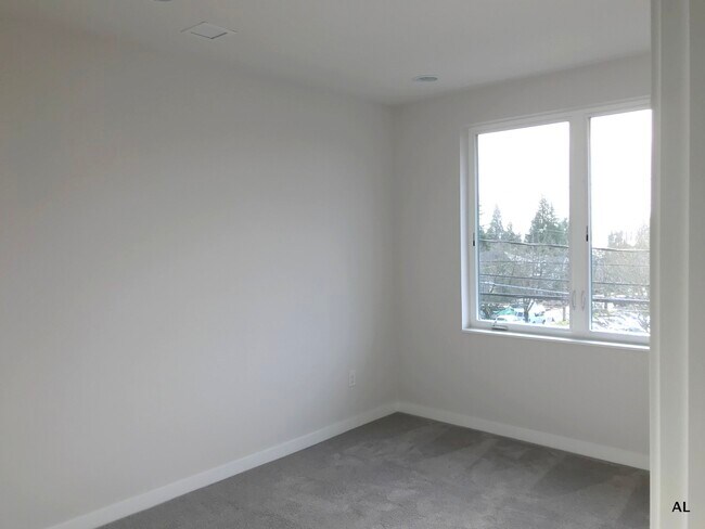 Foto del edificio - 3300 NE 65th St