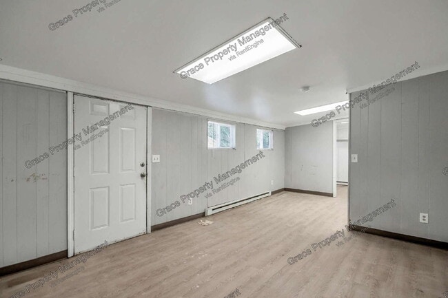 Building Photo - 1695 S Raritan St