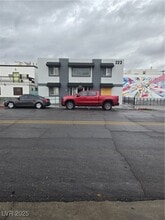 Building Photo - 223 N 9th St