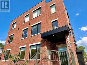 Building Photo - 254-254 Garneau St