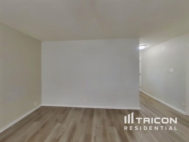Building Photo - 4900 Nuthatch St