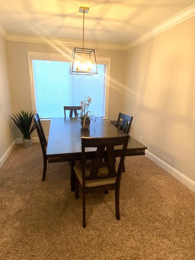 Foto del edificio - Pleasanton Vintage Hills Two Story Home 4 ...