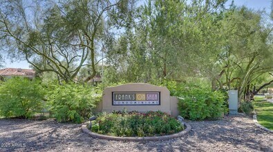 Building Photo - 11375 E Sahuaro Dr