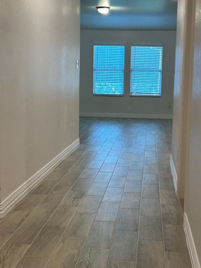 Foto del edificio - 752 Cascade Ln