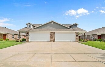 Building Photo - 234 E Anabranch Ct