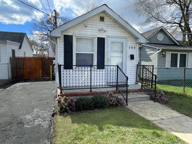 Front Porch, Long Driveway and Yard - 144 Lawrence Ave