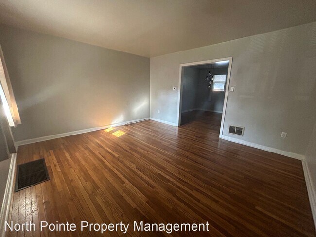Building Photo - 2 br, 1 bath House - 1258 Union St