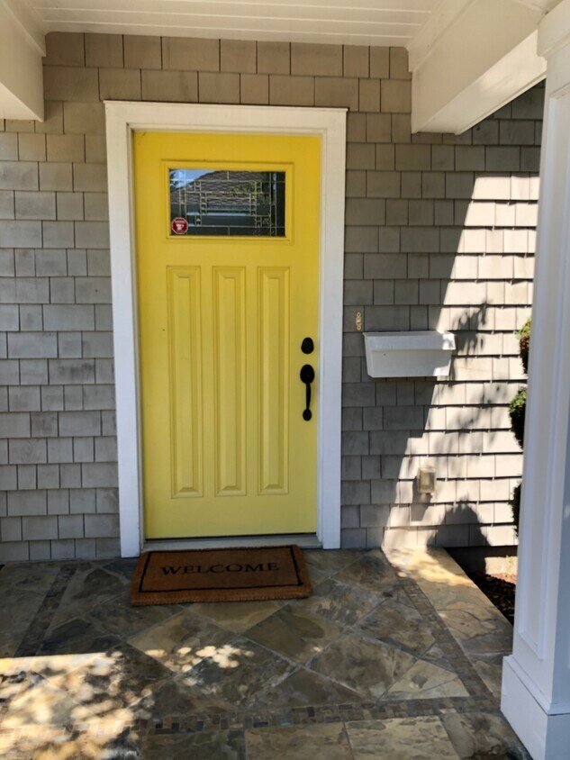 65 Alvarado Ave, Los Altos, CA 94022 Townhouse for Rent in Los Altos