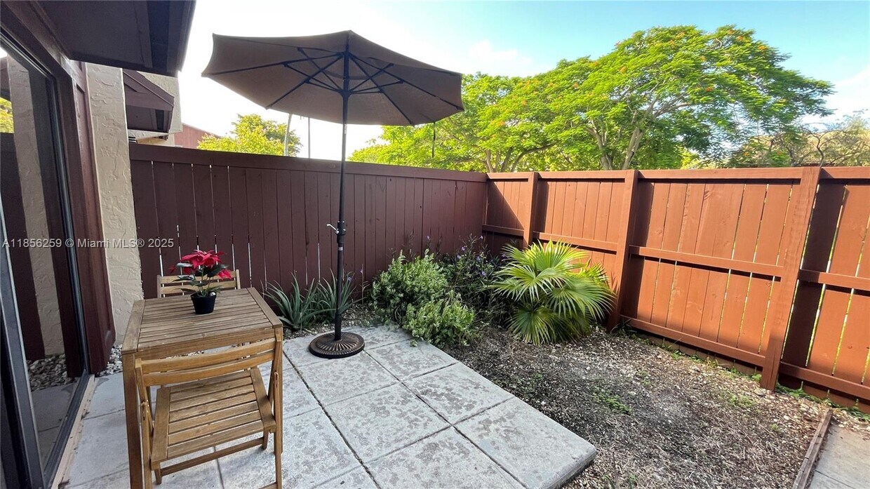 Foto principal - 11507 SW 64th St