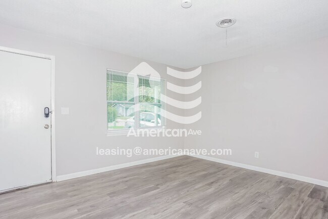 Foto del edificio - 3429 Winesap Way