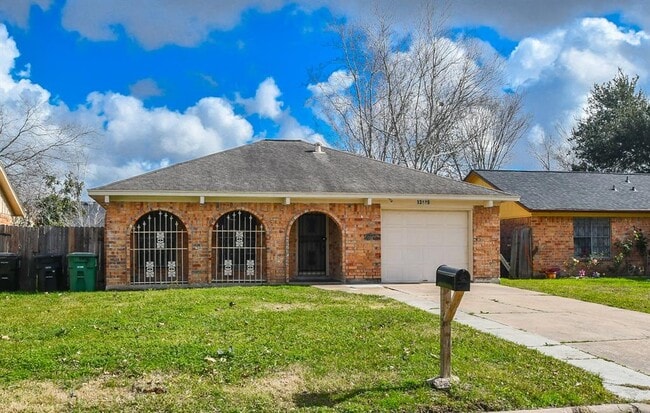 Building Photo - 13419 Woodring Dr