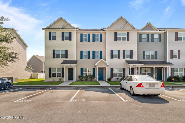 Foto del edificio - 415 Caldwell Loop