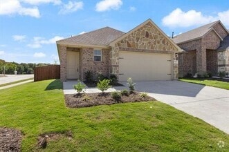 Building Photo - 3901 Oak Crk Cir