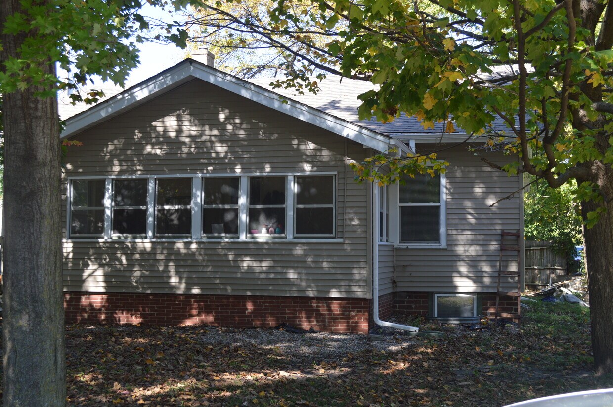 2815 Wood St, Ames, IA 50014 House Rental in Ames, IA