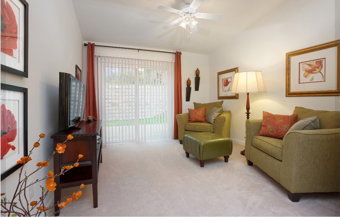 Redwood Oregon Apartments in Oregon, OH