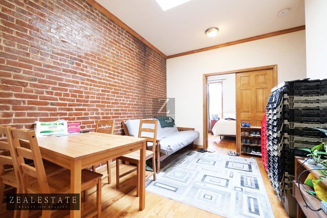 Foto del edificio - 242 5th Avenue