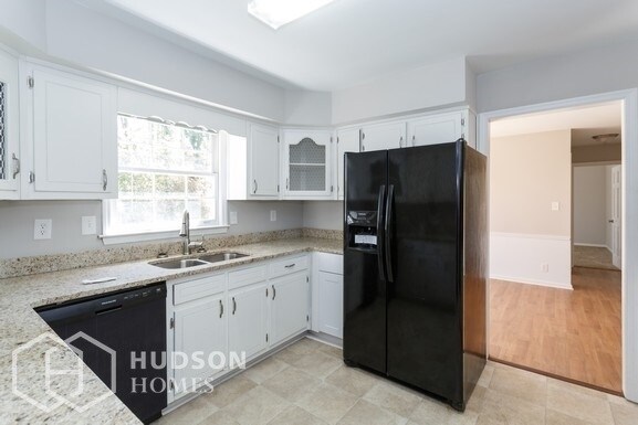 Building Photo - 3780 Sherbrook Ct SW