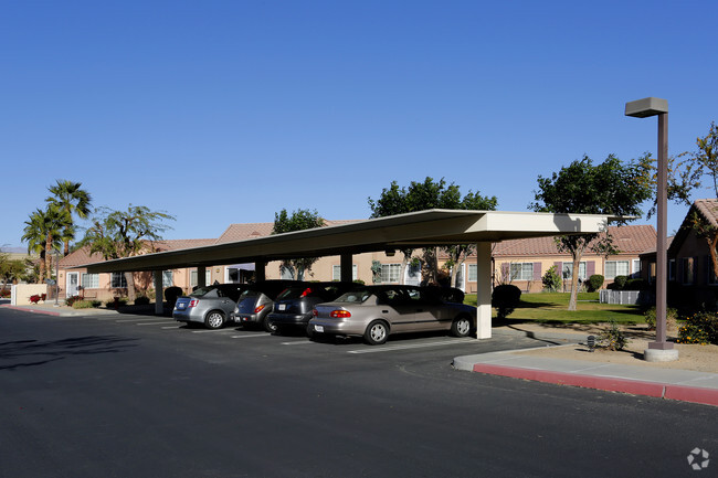 Building Photo - Hadley Villas