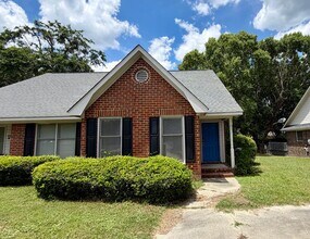 Building Photo - 2051 Tudor St
