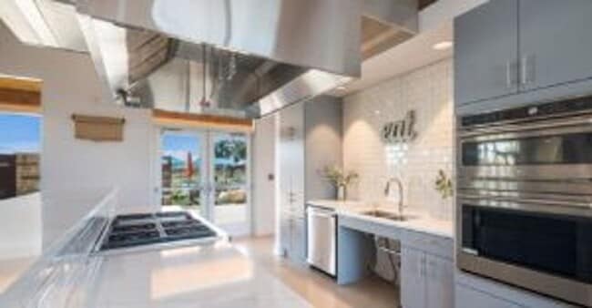 Building Photo - BEAUTIFUL ONE STORY HOUSE CLOSE NEAR 1604, HIGHWAY 151 AND CUEBRA RD