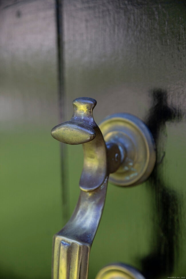 Foto del edificio - 40 Strickland Rd