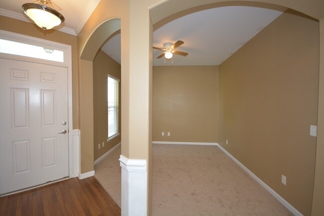 Building Photo - 58 Spring Lakes Cir