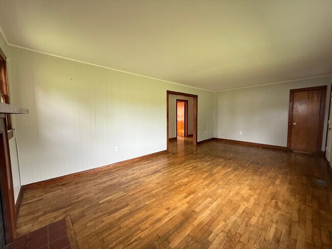 Foto del edificio - 3 Bedroom 1 Bathroom Home in Greene County...
