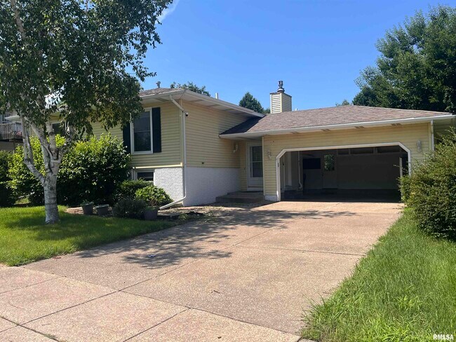 Foto del edificio - 3840 Wakonda Dr
