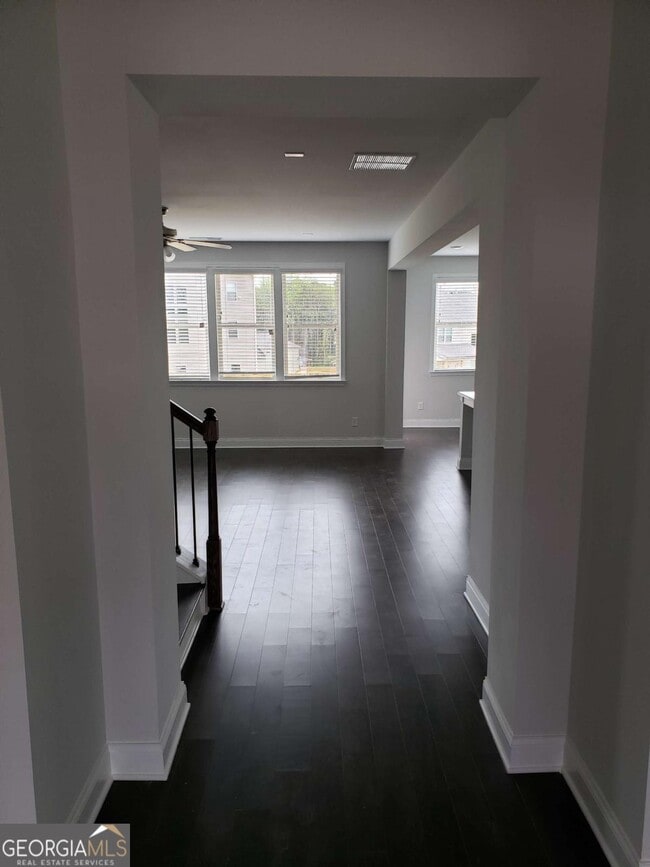 Building Photo - 4735 Watkins Wy