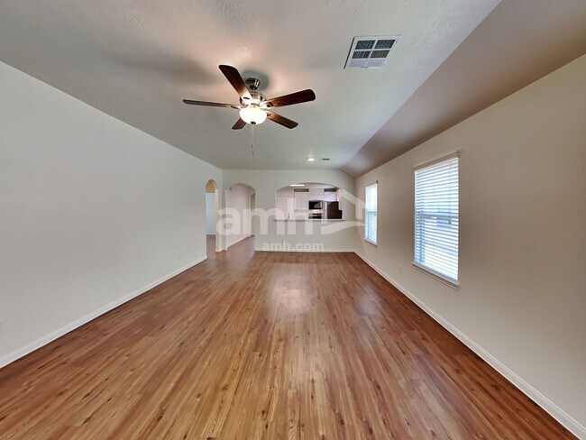 Foto del edificio - 1115 Watson Crossing Way
