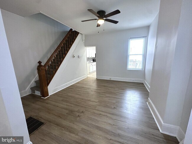 Photo - 7 6th Ave Townhome
