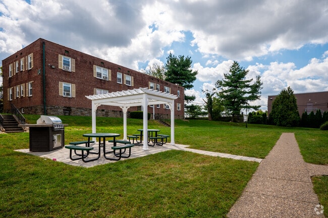 Foto del edificio - Jenkintown Gardens Apartments