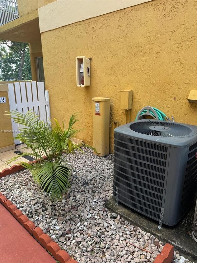 Foto principal - 13892 SW 65th Terrace