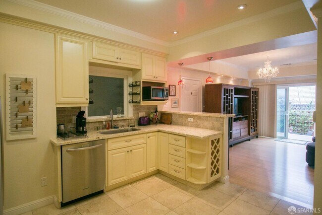 Foto del edificio - 3014 Baker St