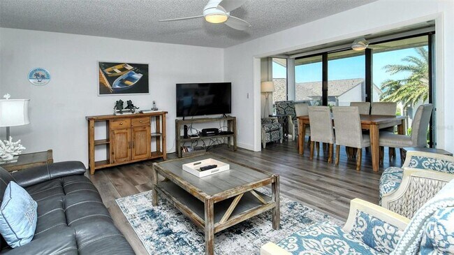 Building Photo - 6044 W Peppertree Way